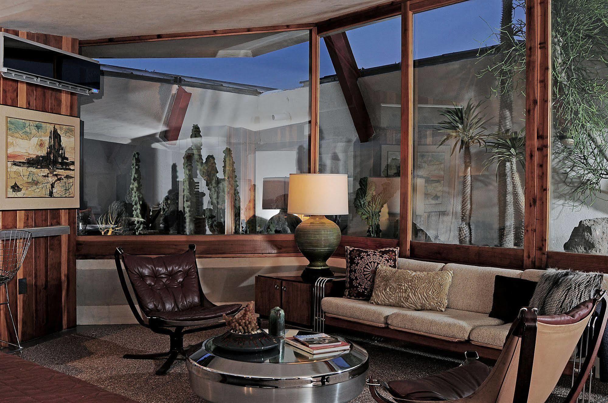 Hotel Lautner Desert Hot Springs Kültér fotó