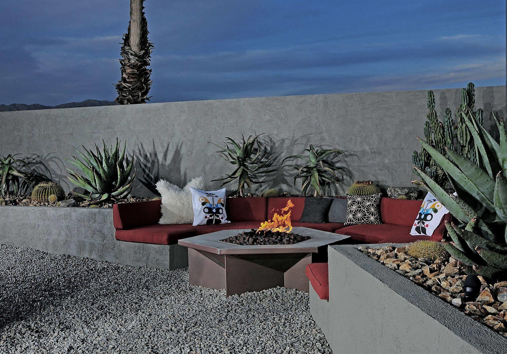Hotel Lautner Desert Hot Springs Kültér fotó