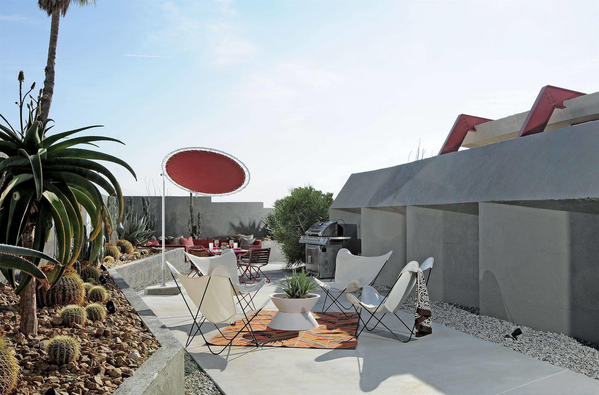 Hotel Lautner Desert Hot Springs Kültér fotó